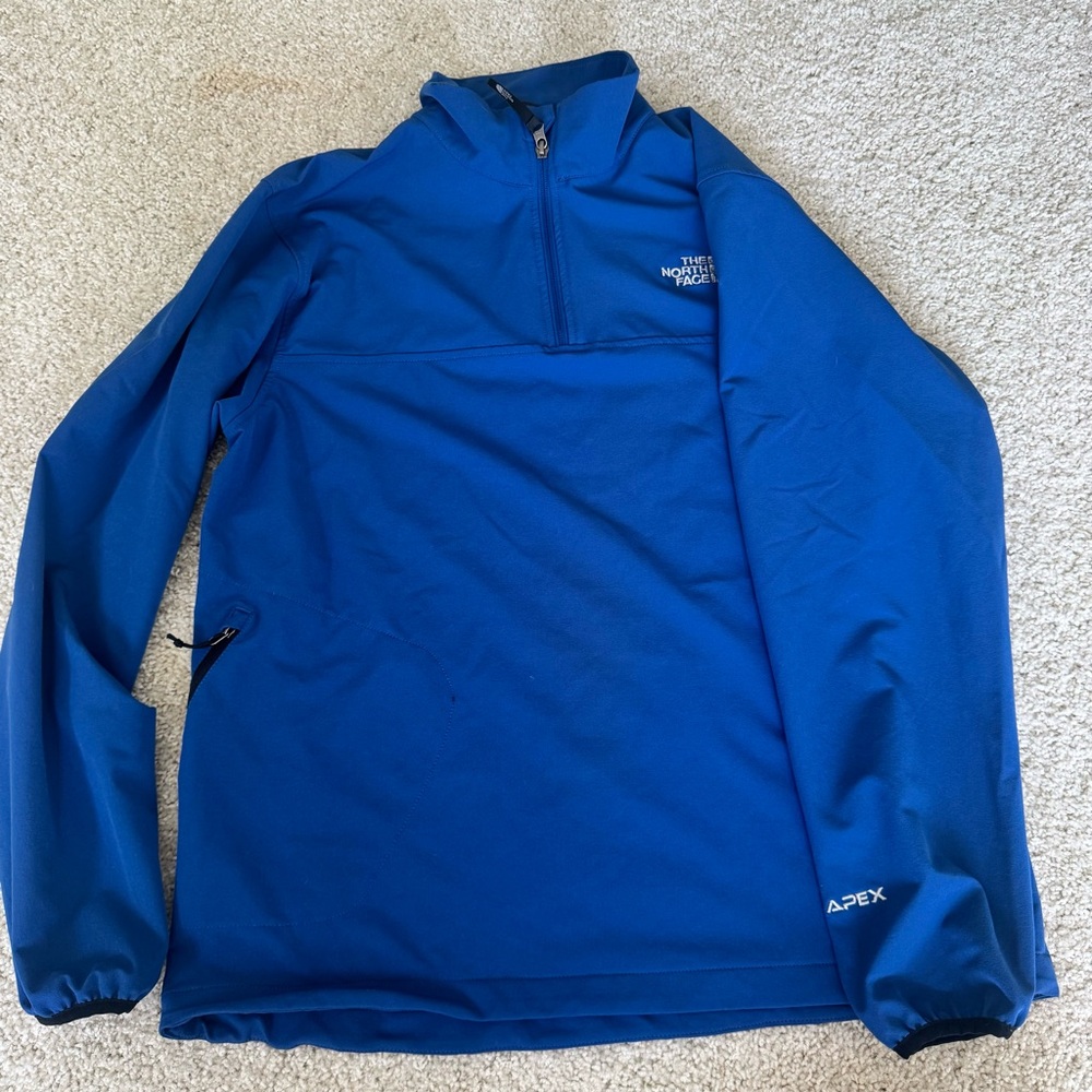 The North Face Apex Blue Quarter-Zip Pullover